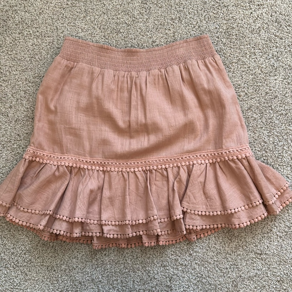 NWOT Express Ruffle Mini Skirt